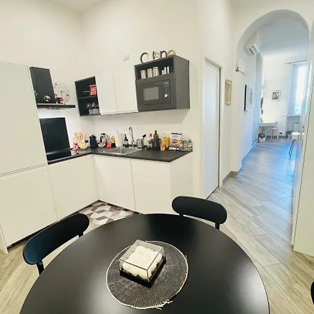 Glamour Liberty Apartment Sabotino38-3